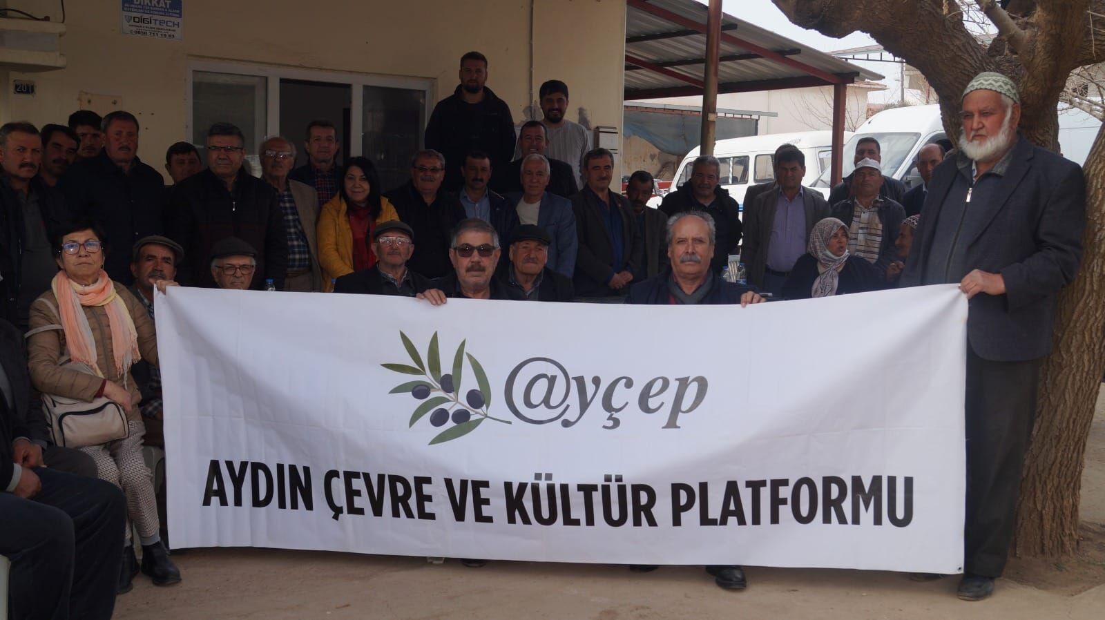 Aycedden Manisadaki Dev Mitinge Destek Kirlilik Ve Kurakliga 666604 E7A8Dd