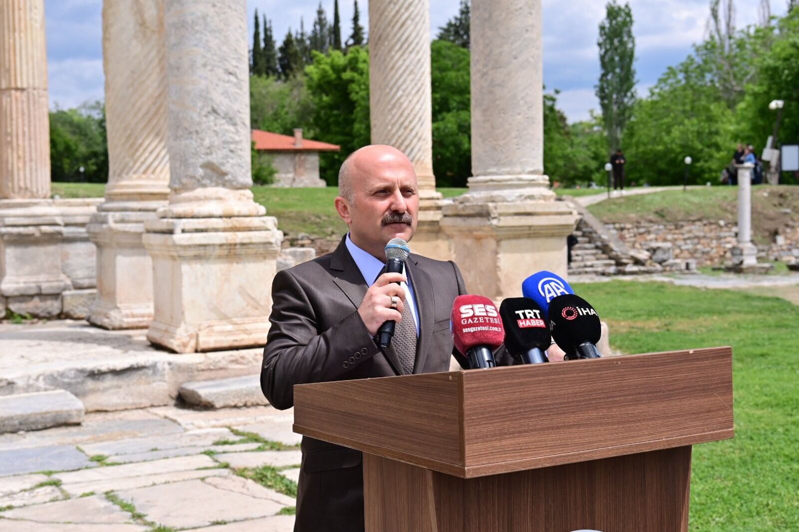 Aydın 7 milyon turistle turizmde rekor kırdı