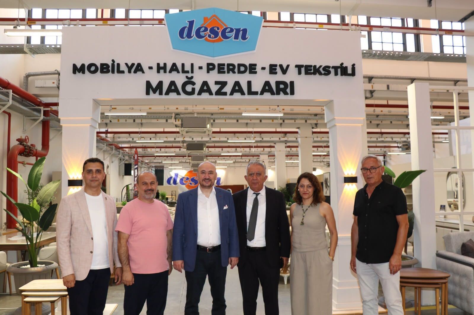 Aydın Mobilya Fuarı Kapılarını Açtı Açılış Kurdelesini Başkan Ülken Kesti (4)