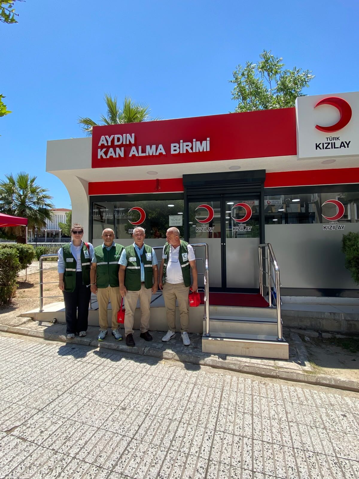 Aydın Yeşilay’dan Kan Bağışı Çağrısı Başkan Gündüz Ve Ekibinden Farkındalık Çalışması (6)
