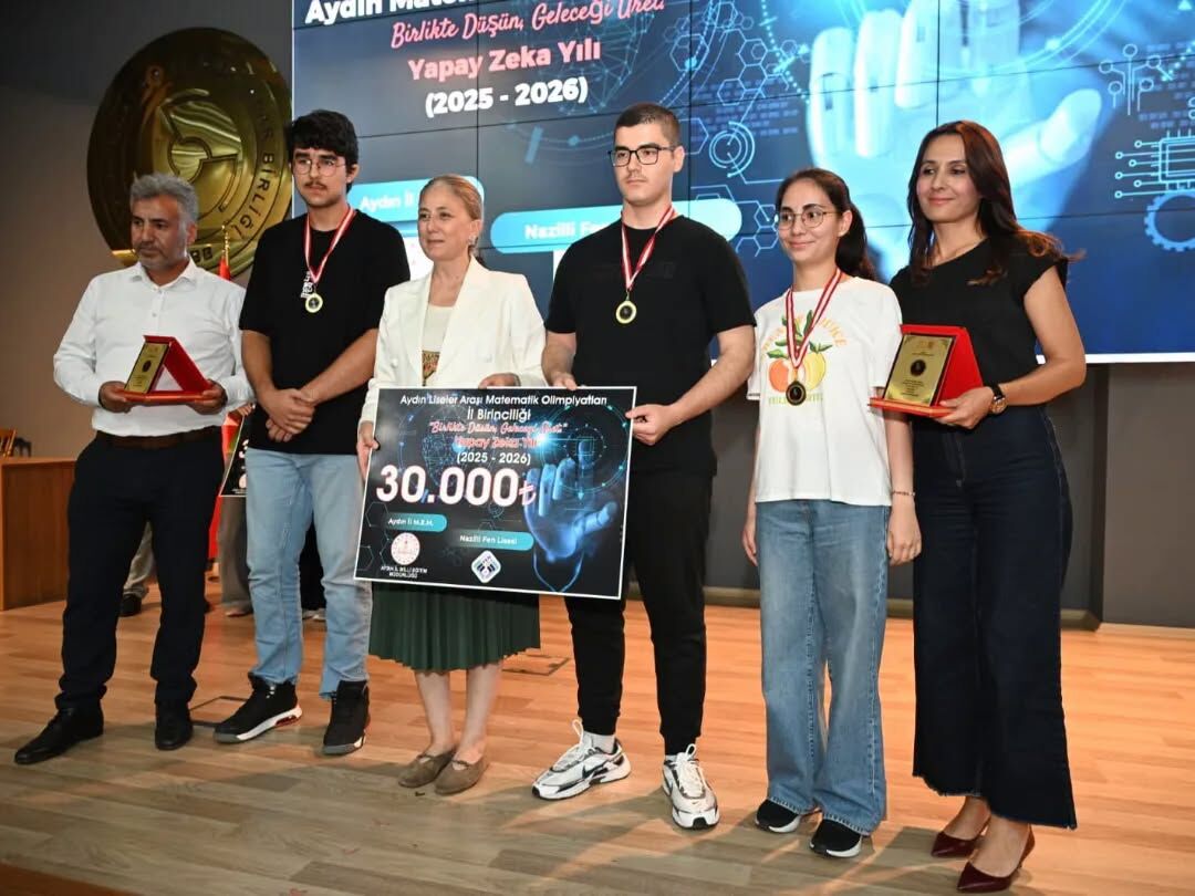 Aydın’da 17 Ilçenin Matematik Dehaları Yarıştı 130 Bin Liralık Ödül Dağıtıldı (5)