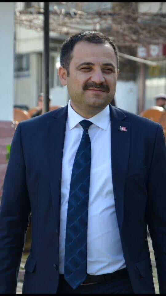 Aydın'da AK Partili eski başkan zehirlendi