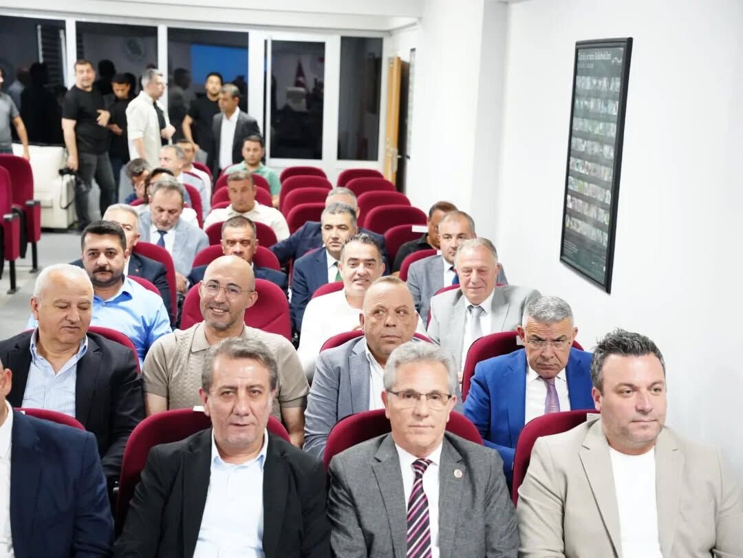 Aydın’da Hayvan Hakları Masaya Yatırıldı Sokak Hayvanlarının Geleceği Konuşuldu (2)