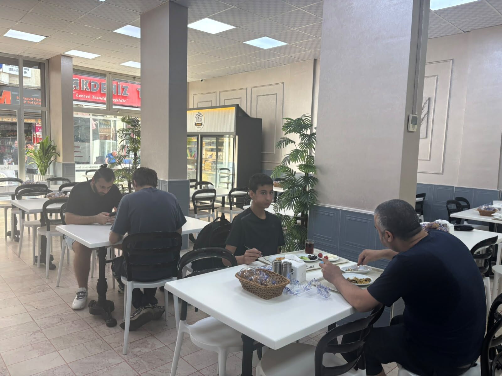 Aydın’da kahvaltının yeni adresi: Güldeste Mandıra Kahvaltı Salonu açıldı