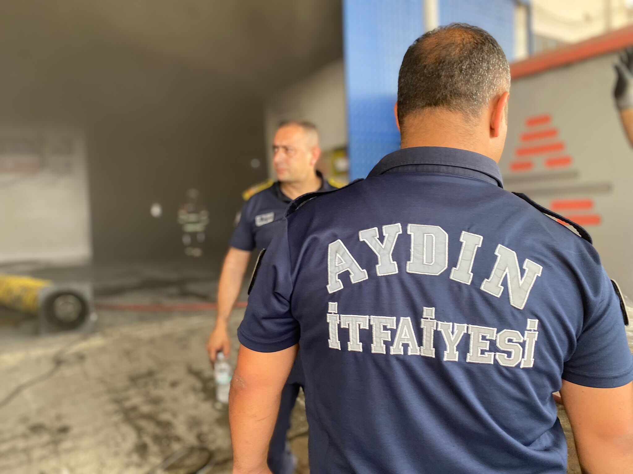 Aydın’daki Fabrikada Korkutan Yangın Ekipler Seferber Oldu (1)