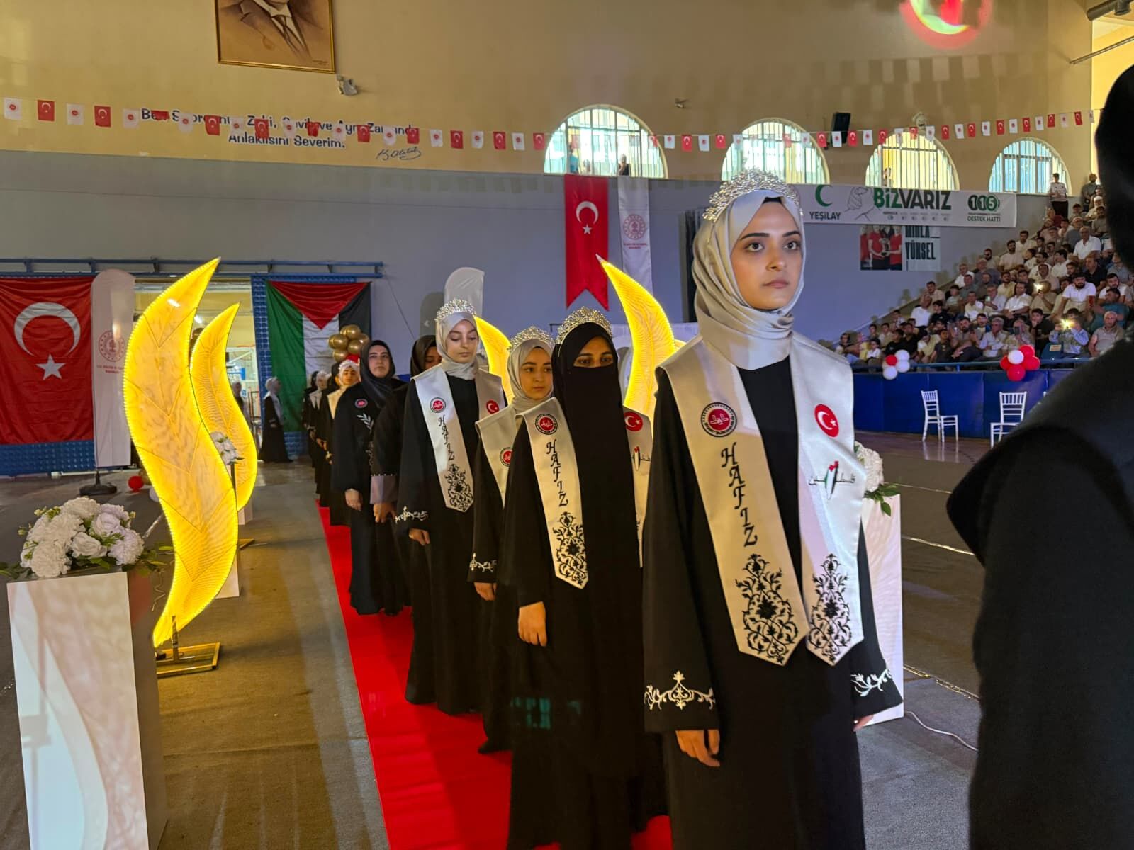 Aydın’daki kuran bülbüllerine anlamlı program: 115 hafız görkemli törenle icazet aldı