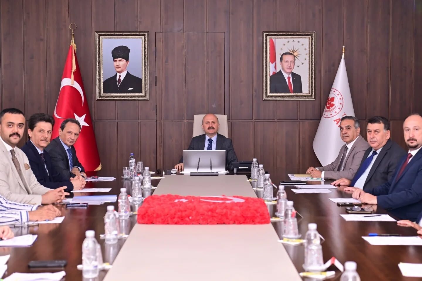Aydın'daki tarım arazileri için Vali Varol'dan kritik toplantı