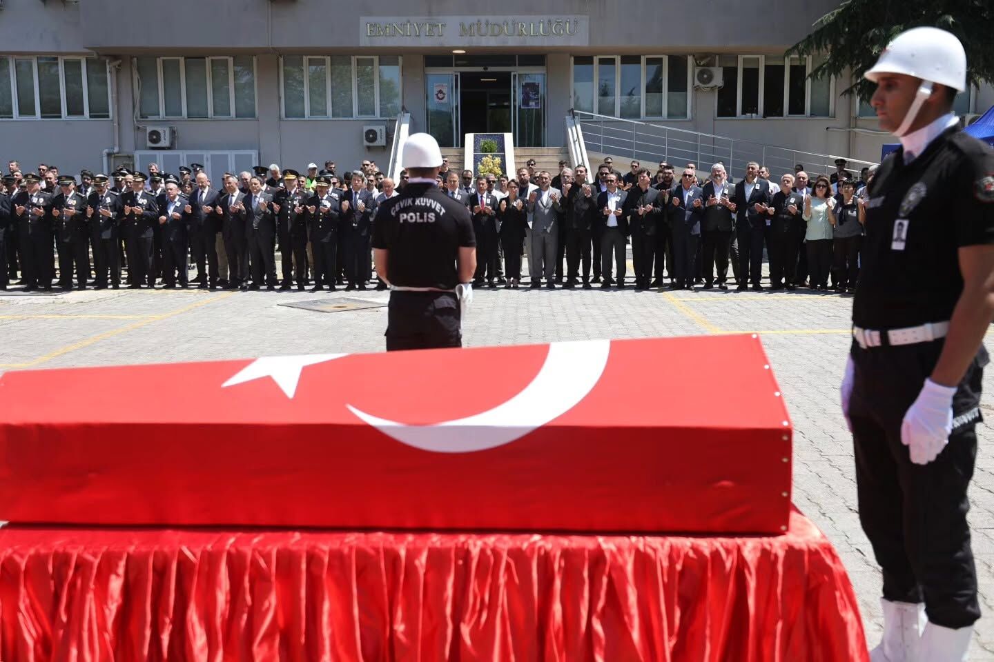 Aydınlı Şehit gözyaşlarıyla uğurlandı