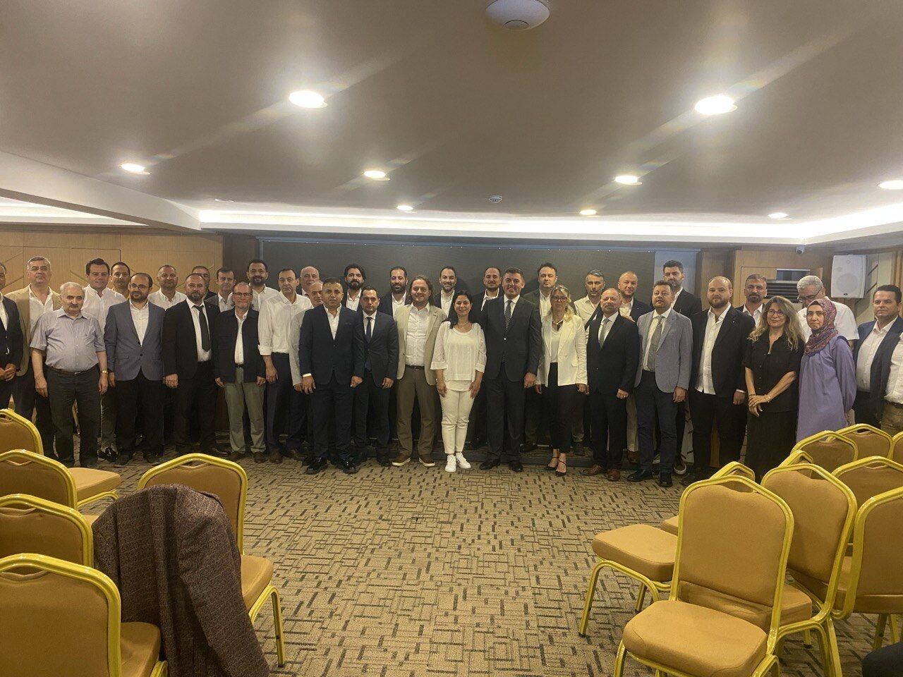 Ayso Başkan Adayı Tuncer'in 'A Takımı' Belli Oldu (1)