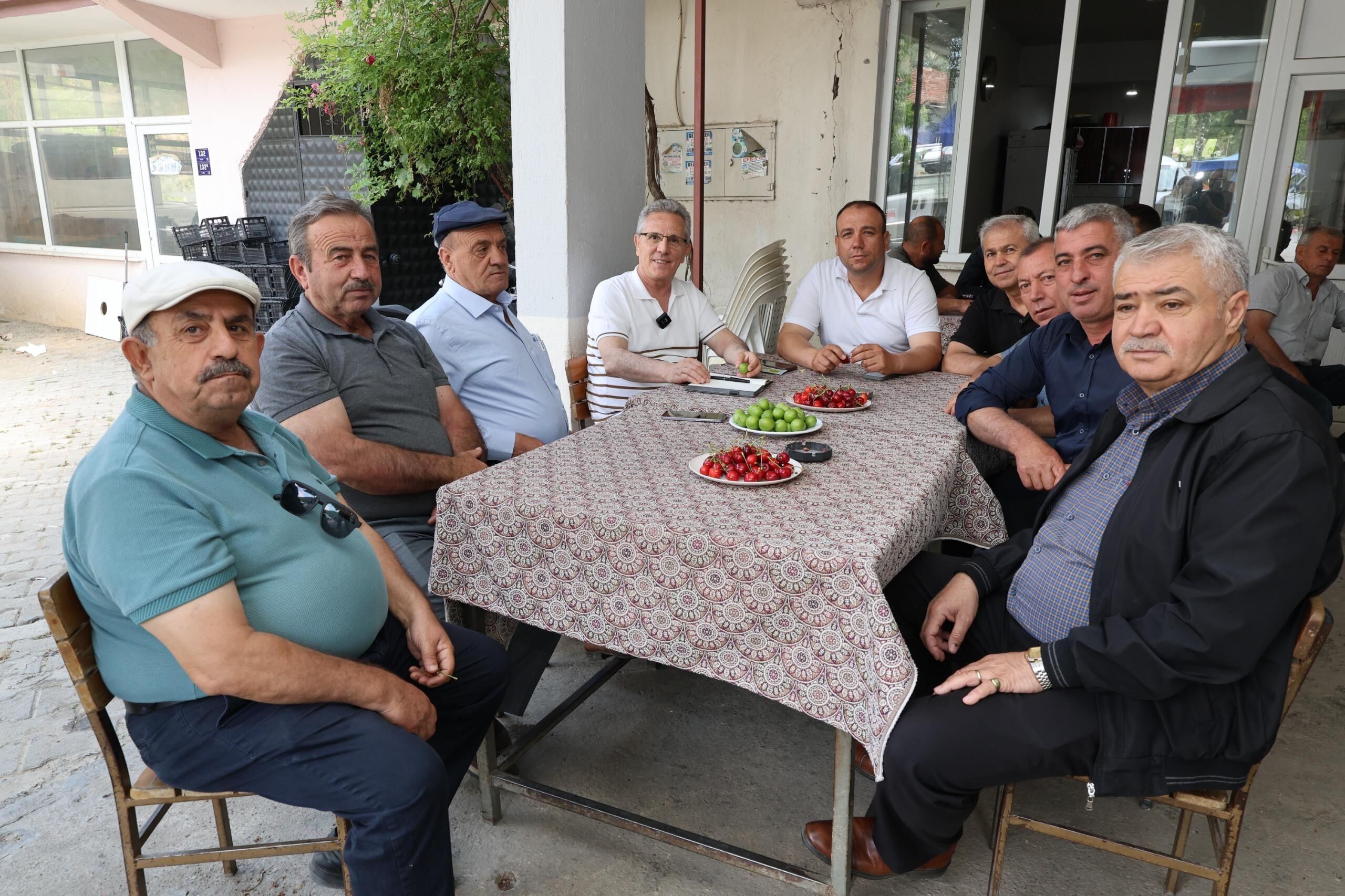 Baskan Tetik Ureticiler Ve Vatandaslarla Bulustu 671643 F7Ffa4