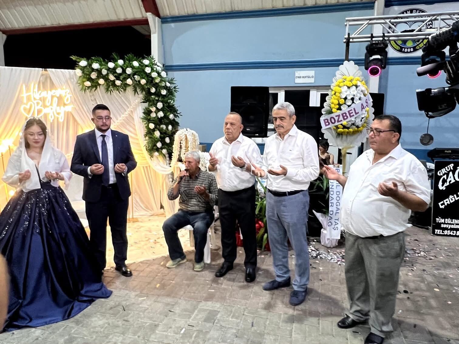 Bozdoğan Belediye Başkanı Özel’in Mutlu Günü Kızını Nişanladı (1)