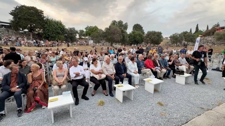 Didim'deki Apollon Tapınağında Edebiyat Zamanı (2)