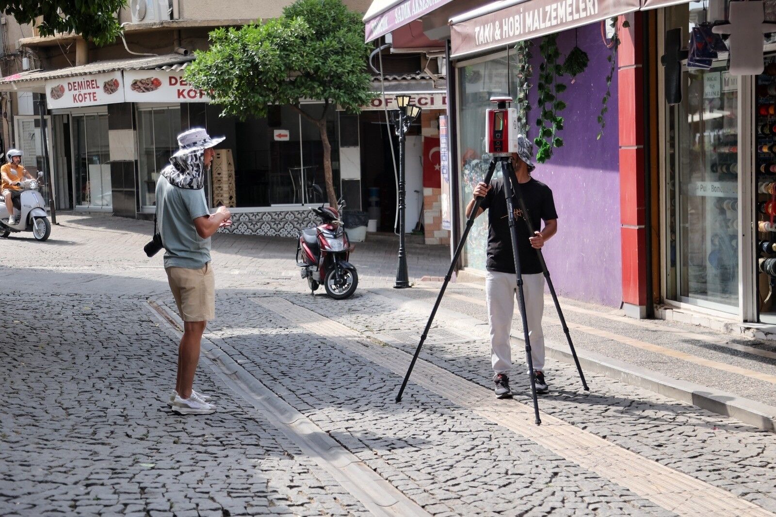 Efeler'de Tarihi Dönüşüm16 Sokakta Başladı (3)