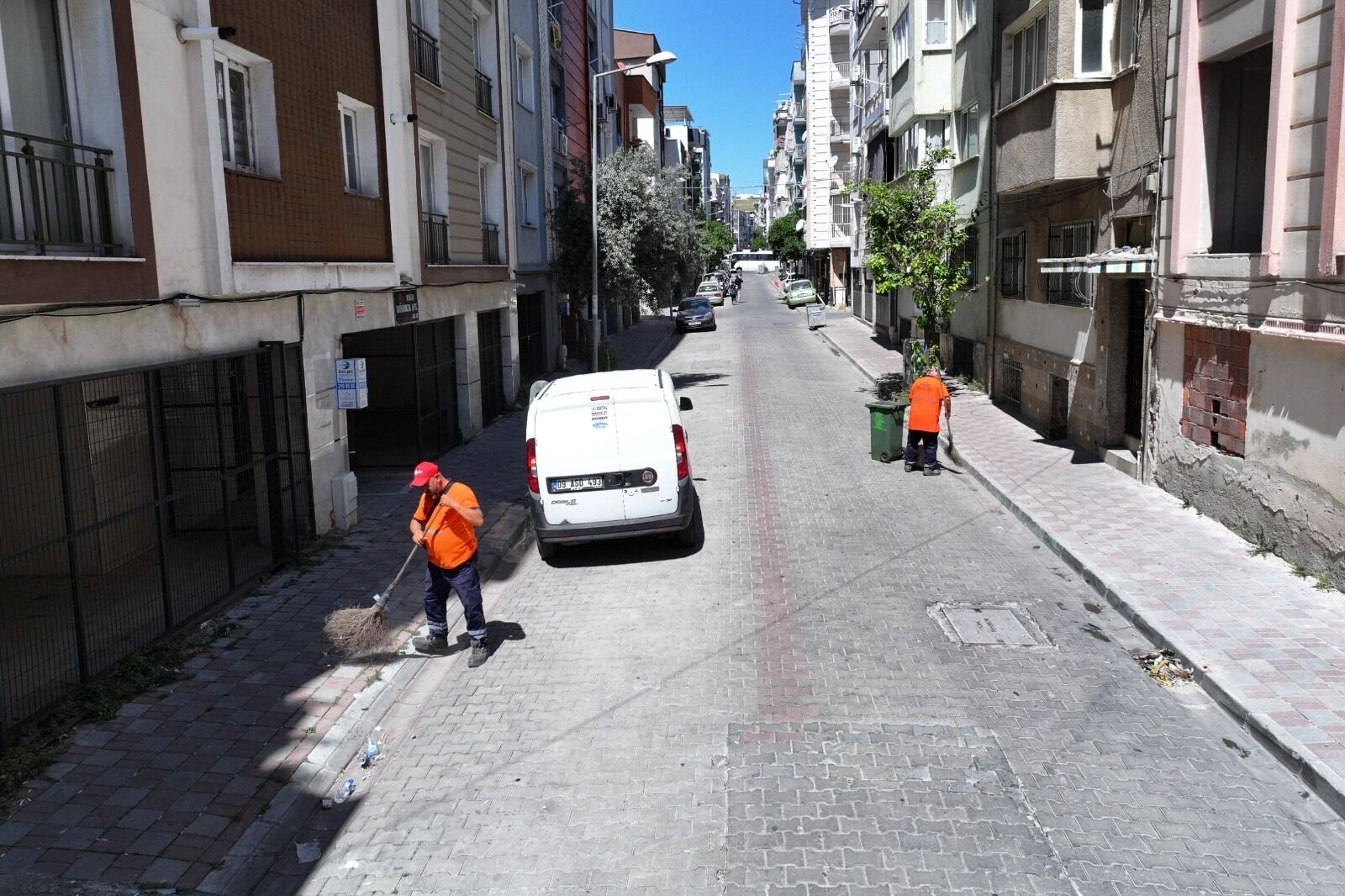 Efelerde Temizlik Calismalari Suruyor 670192 63E0A3