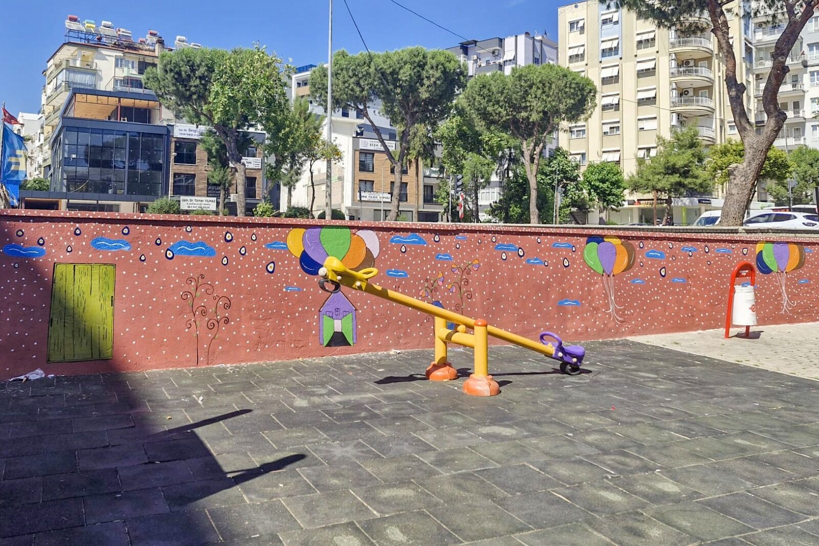 Efelerin Park Ve Yesil Alanlarinda Calisma Hem Estetik Hem G 667254 Fd4E28