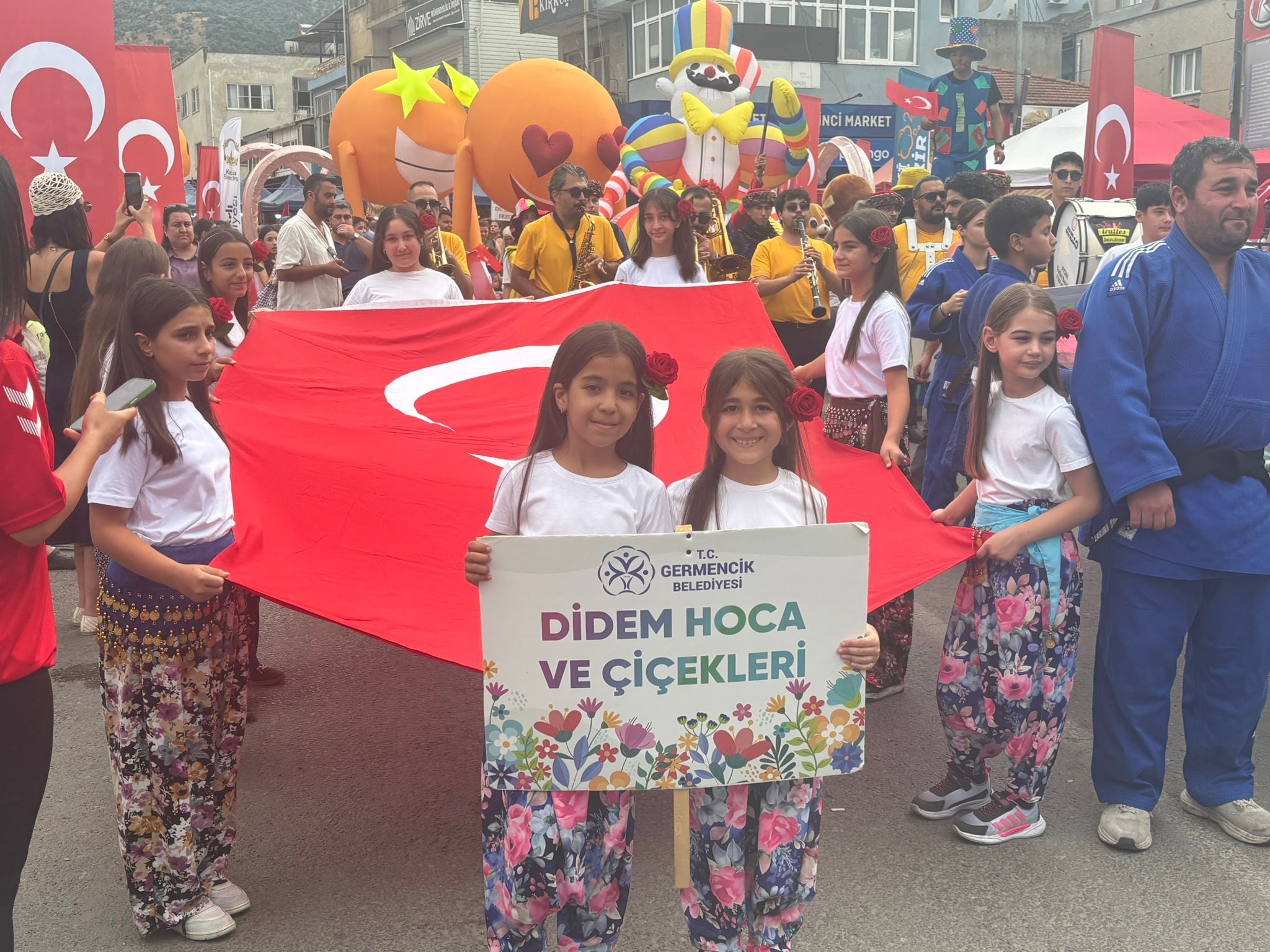 Koçarlı’da Festival Heyecanı Başkan Arıcı “İmkansızlıklara Rağmen Geleneği Sürdüreceğiz” (5)