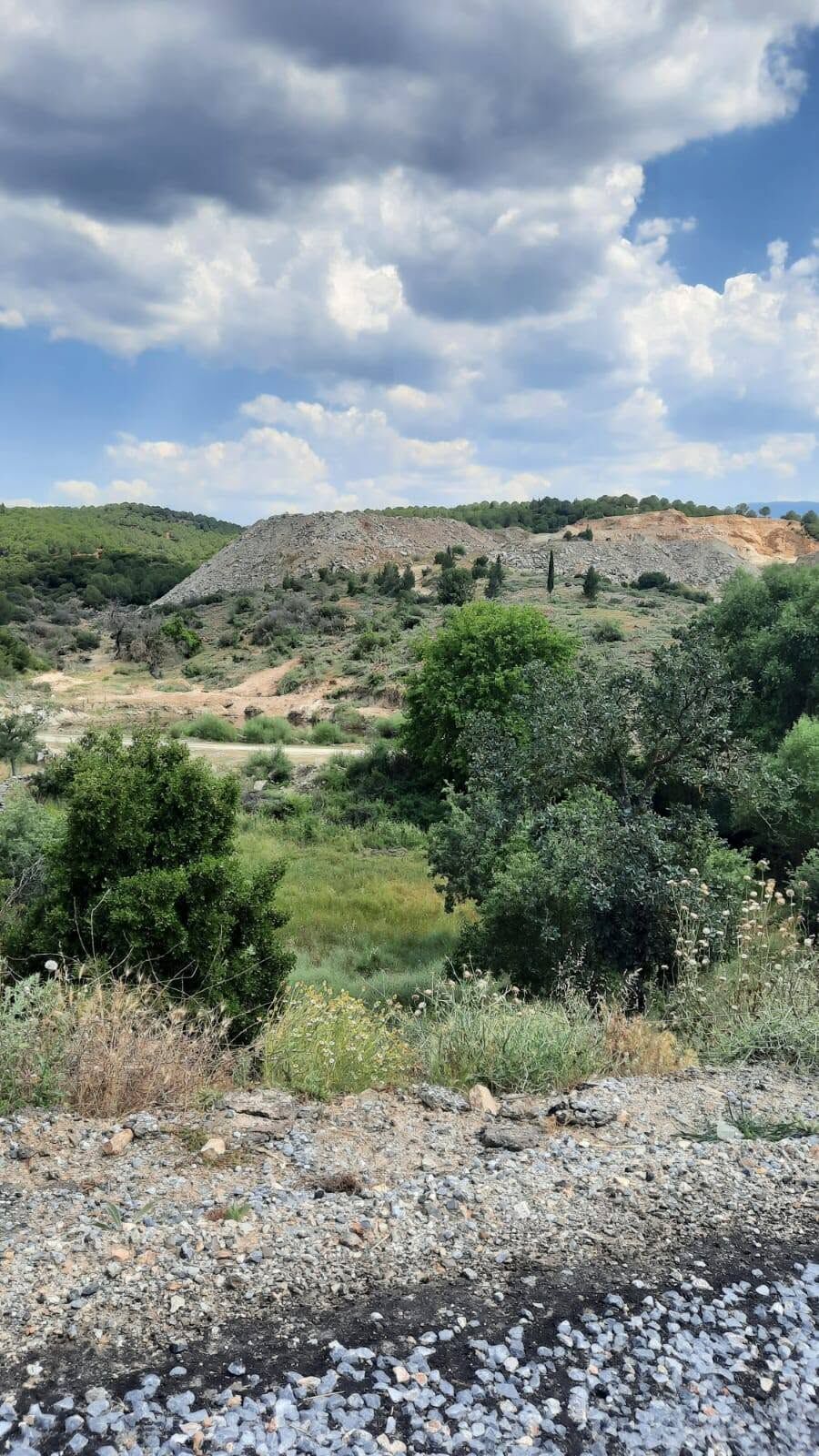 Maden (1)
