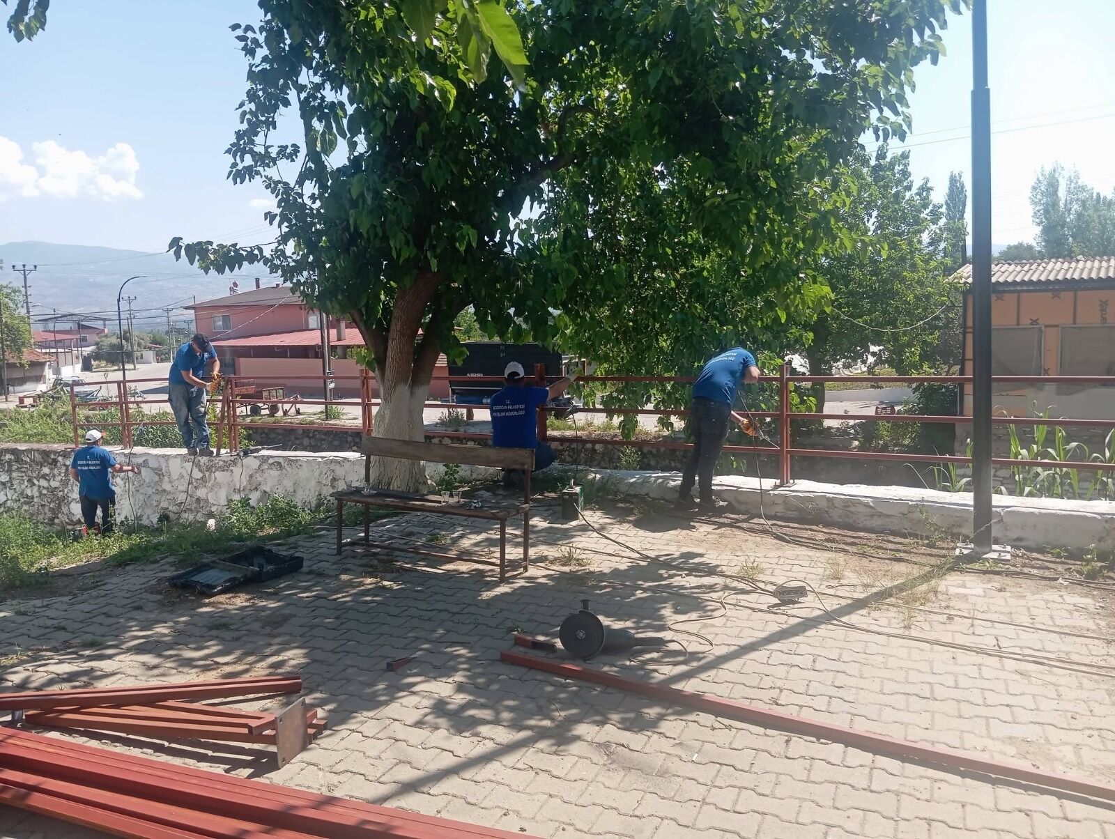 Muhtar Siber’den Başkan Özel’e teşekkür