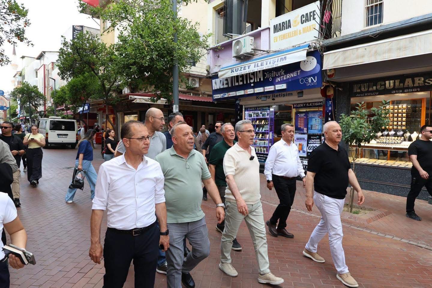 Nazilli’de Chp’li Belediye Başkanlarından Birlik Mesajı! Tetik’ten Mehmet Erdem’e Sert Yanıt (1)
