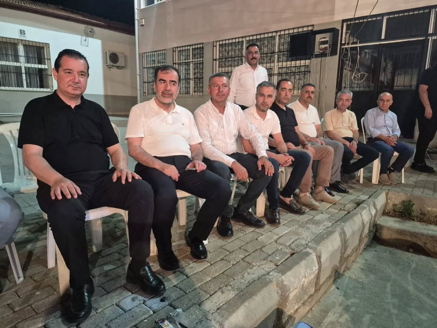 Osman Yozgatlı Mahallesi’nde Düğün Coşkusu Başkan Erdem Cinkara Ve Balkaya Ailelerinin Mutluluğuna Ortak Oldu (5)