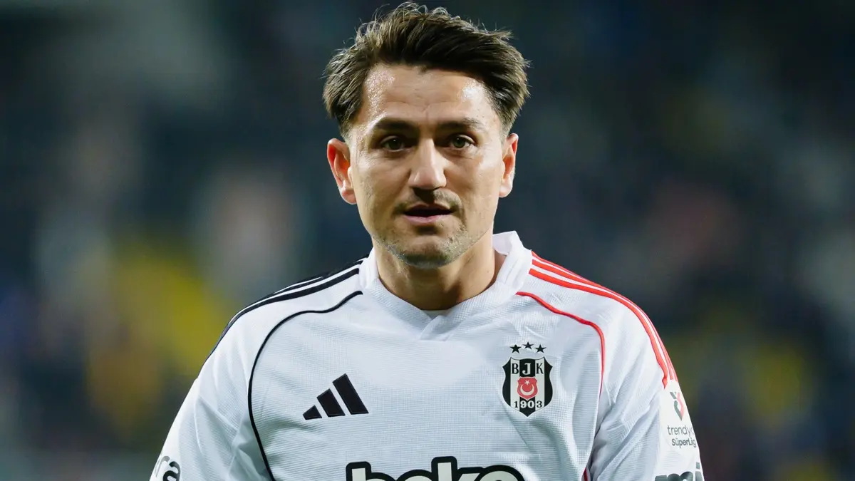 T25 Cengiz Underden Fenerbahc 780