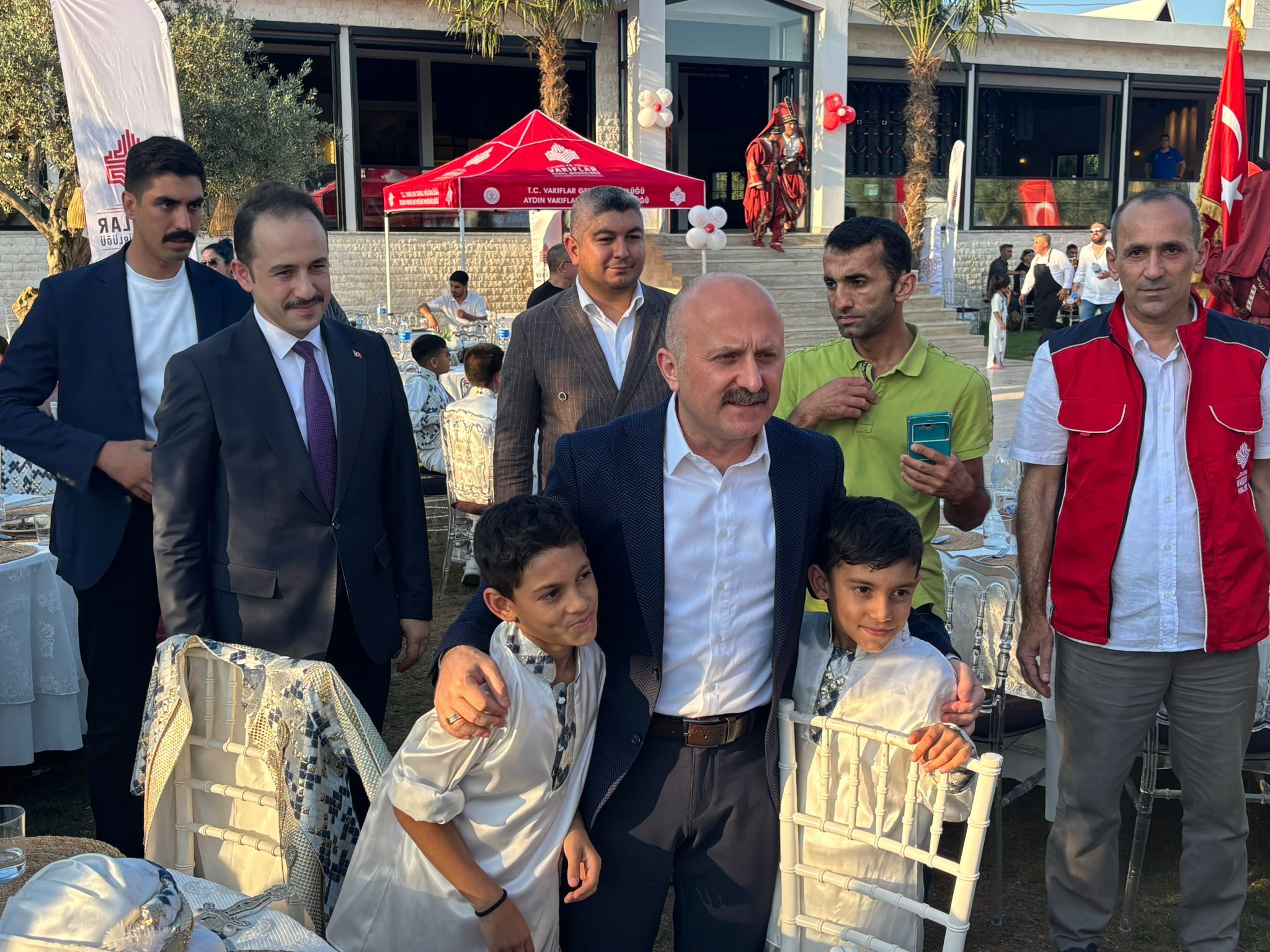 Vakıflar’dan 41 Çocuğa Unutulmaz Sünnet Şöleni (1)