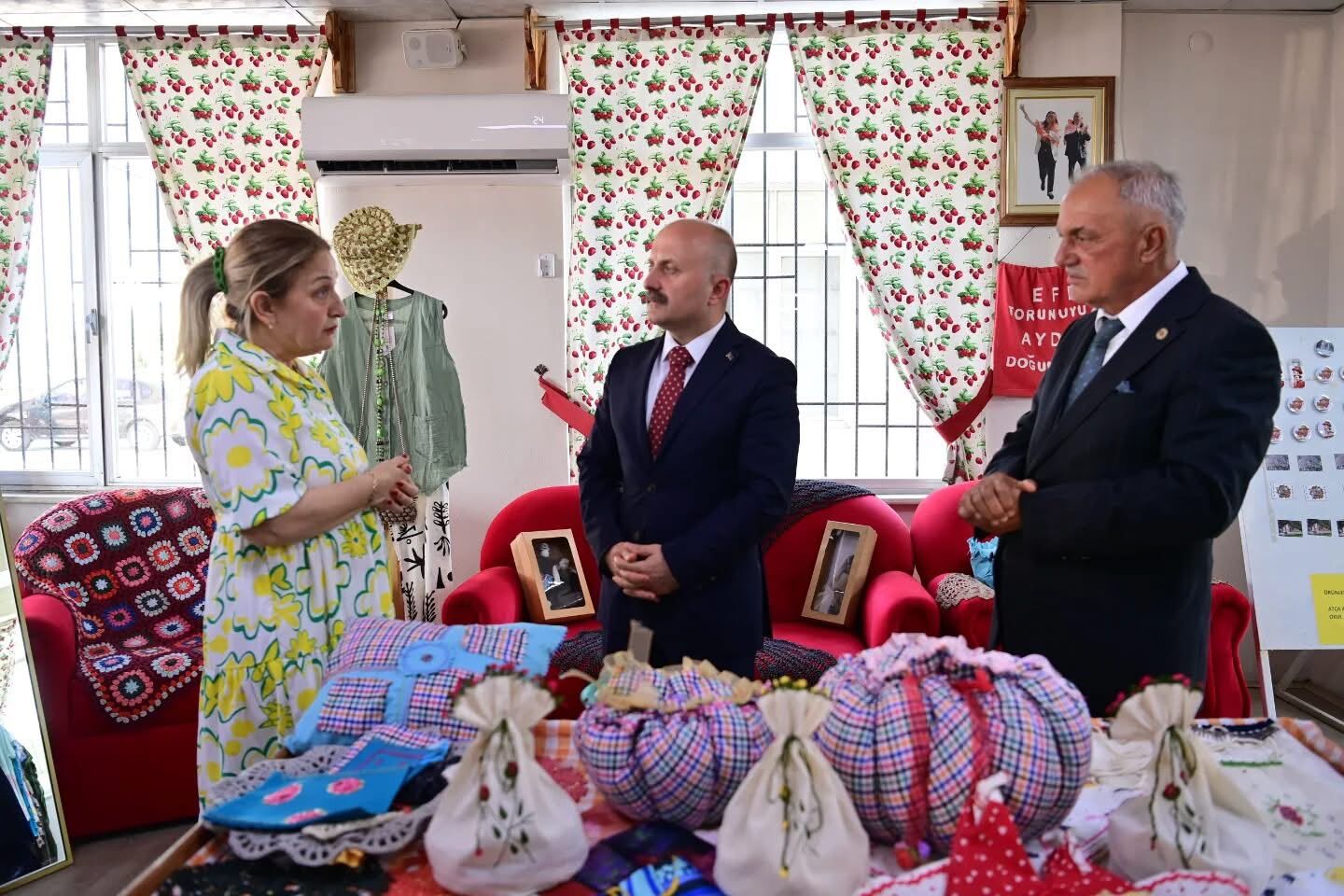 Vali Varol, Kadın Girişimcilerle Buluştu Yerel Üretime Vurgu (3)