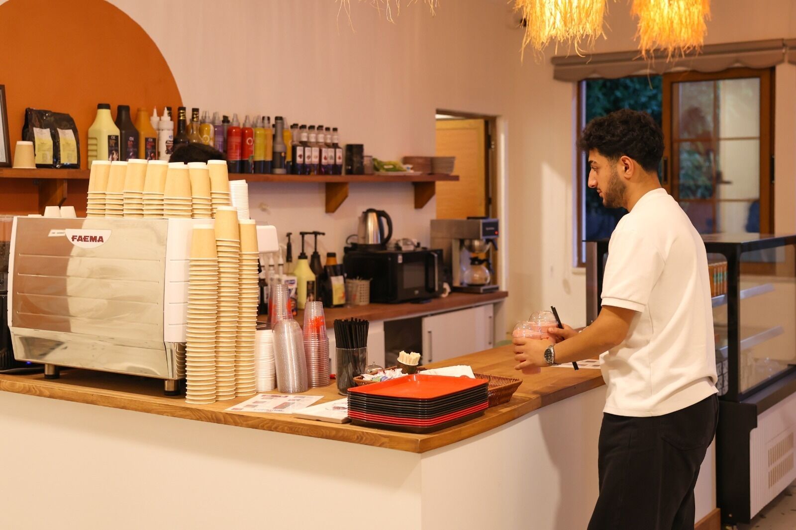 Yurt Kafe Ve Isikli Parkina Yogun Ilgi Ogrencilerin Yeni Bul 671155 564135