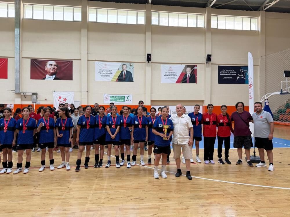 Aydın’da 3 Ilçede Gerçekleştirilen Şampiyona Başarıyla Sonlandı Kuşadası’nda Görkemli Final (2)