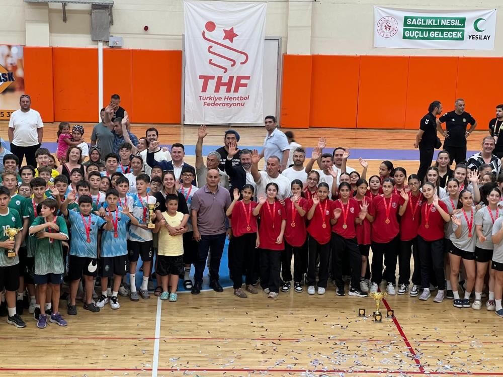 Aydın’da 3 Ilçede Gerçekleştirilen Şampiyona Başarıyla Sonlandı Kuşadası’nda Görkemli Final (5)