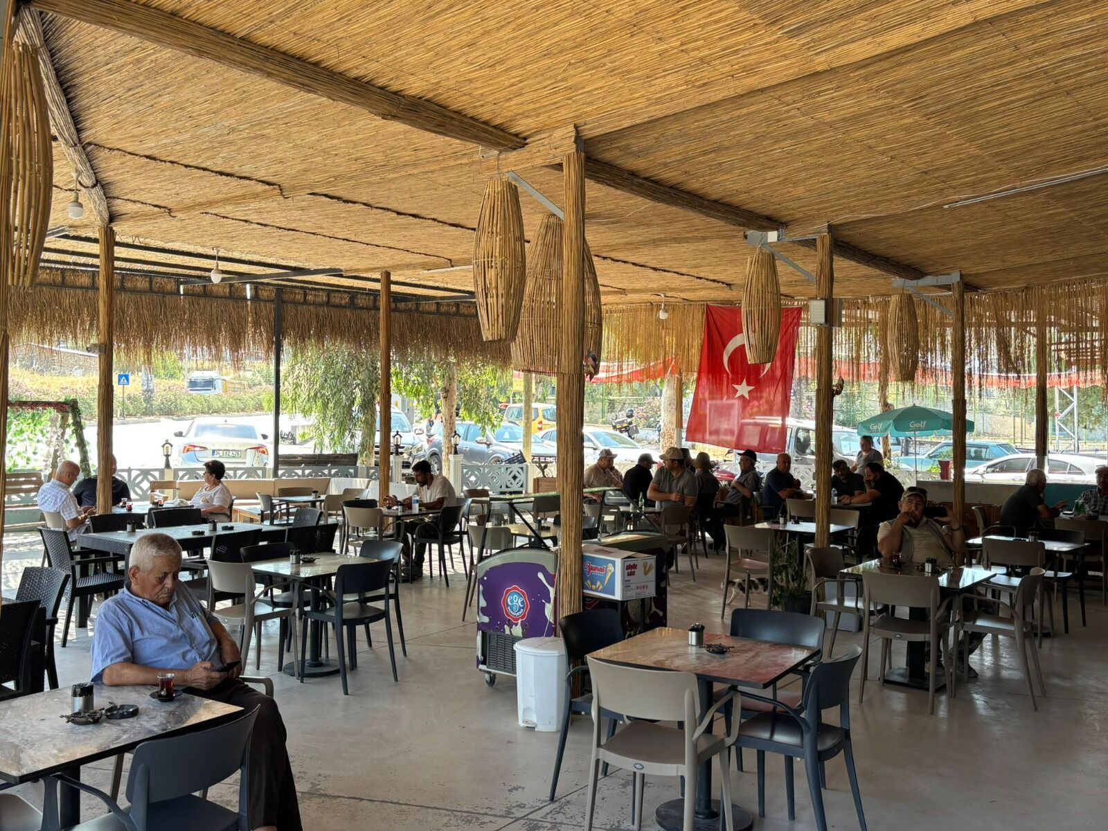 Aydın’da güler yüzüyle lezzet molasının adresi oldu