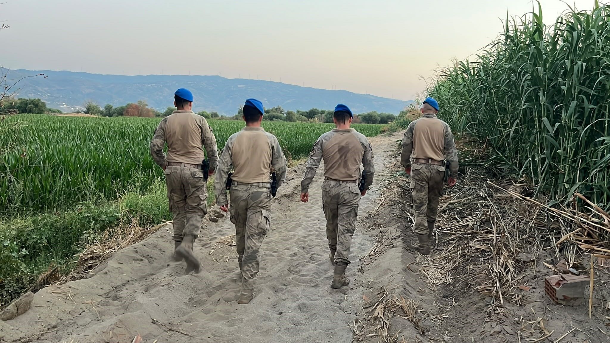 Aydın’da Korku Dolu Saatler Nehre Giren Iki Çocuktan Geriye Endişe Kaldı (10)