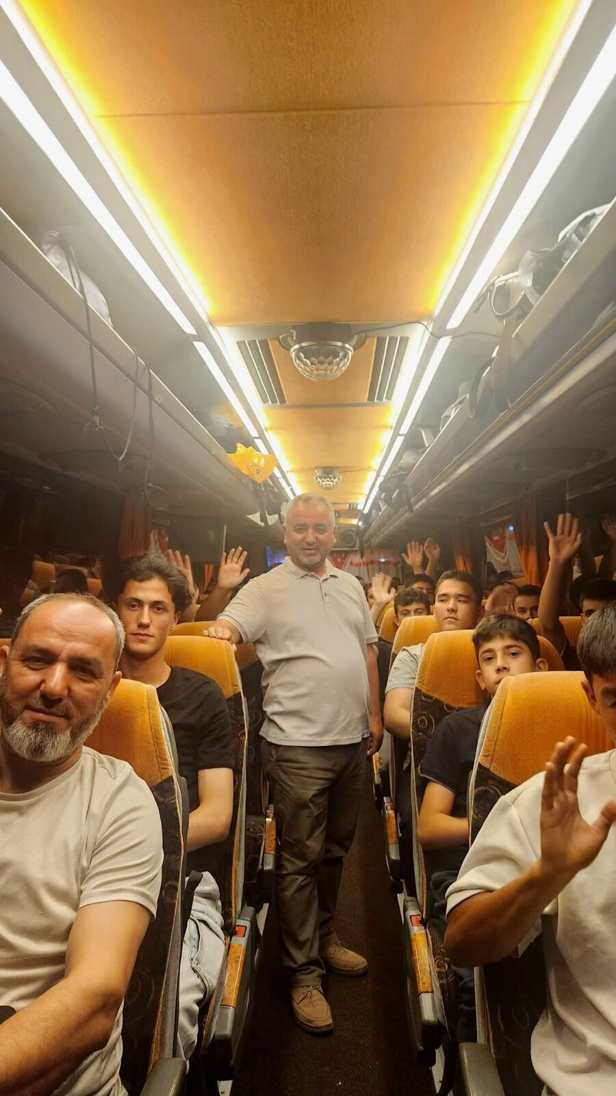 Aydın’daki 109 hafız kutsal topraklara doğru yola çıktı Dualarla uğurlandılar