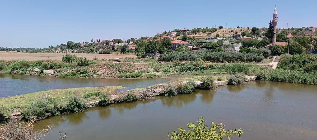 Aydın’daki Tarihi “Ateşe Verdiler” Kemal Sunal’ın Filmine Ev Sahipliği Yapan Köprü Tehlike Altında (8)