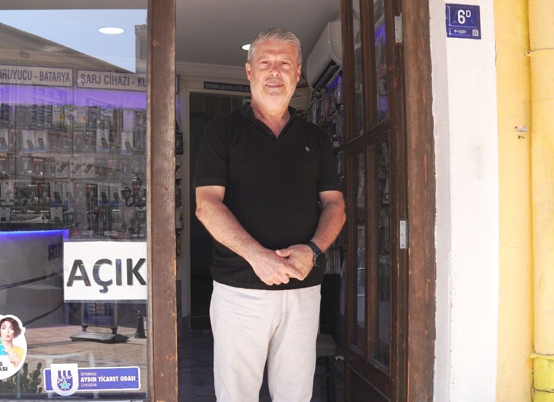 Aydinin Sevgi Yolu Esnafi Parayi Gece Kazaniyor Aydinli Esna 680539 F308F3