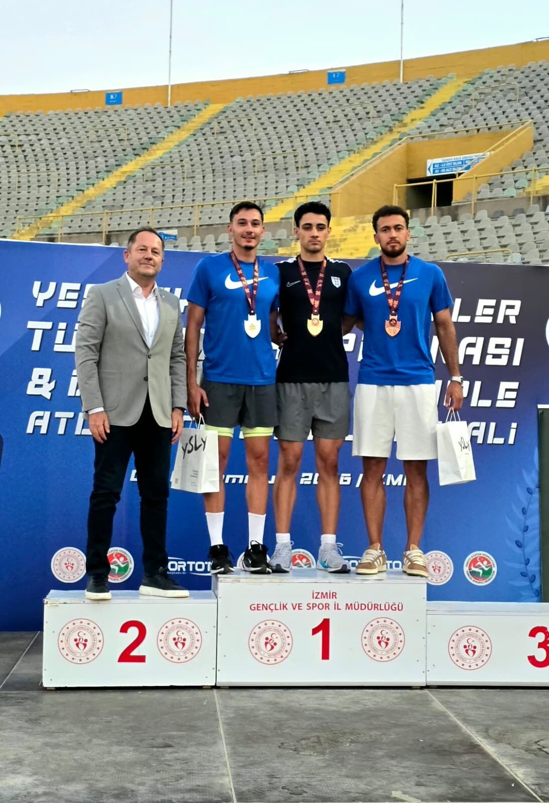 Aydinli Atlet Musabakaya Damga Vurdu Genc Sporcudan Bir Turk 675773 7E8F38