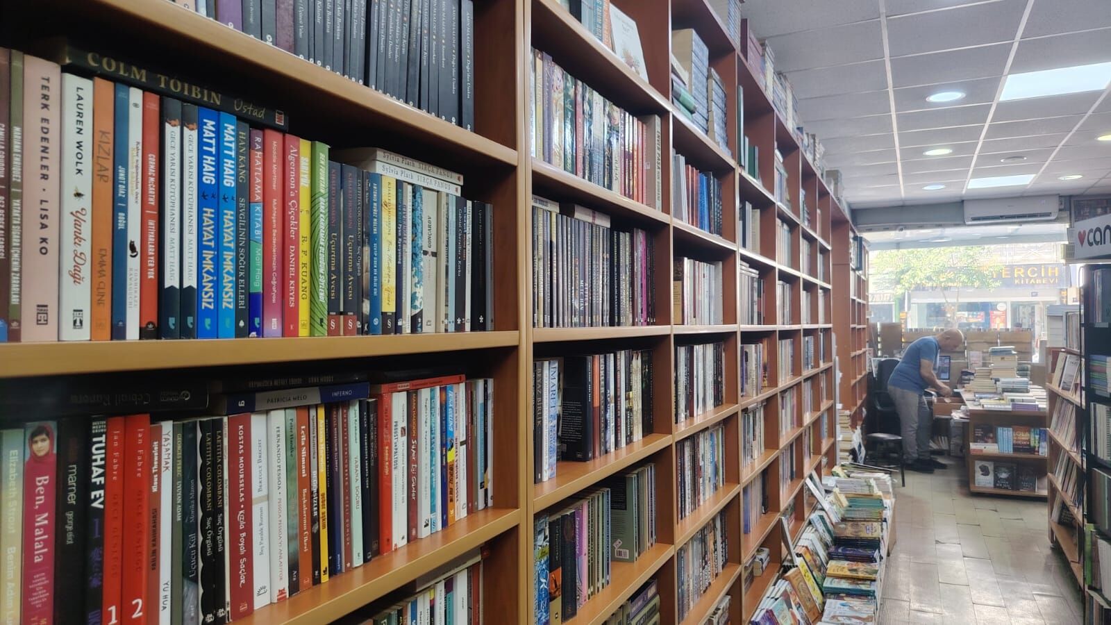Aydınlı Kitapçı Sektördeki Sorunları Aktardı “Piyasada Başıboşluk Var!” (4)
