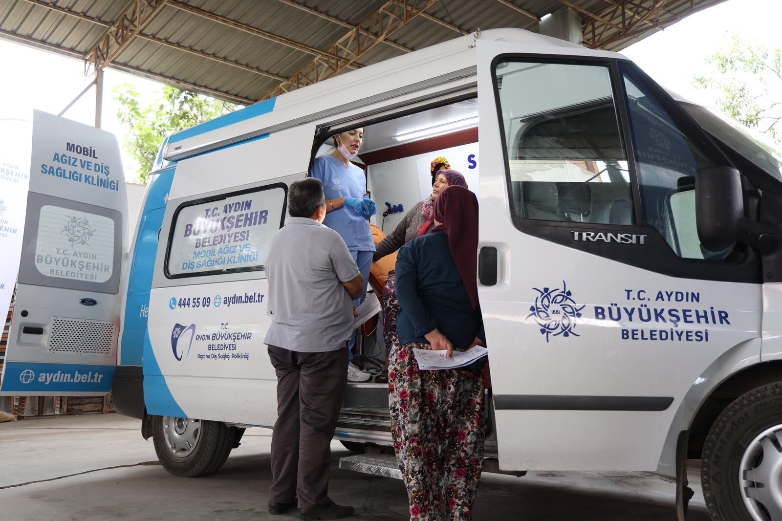 Büyükşehir’in Mobil Ağız Ve Diş Sağlığı hizmeti sürüyor