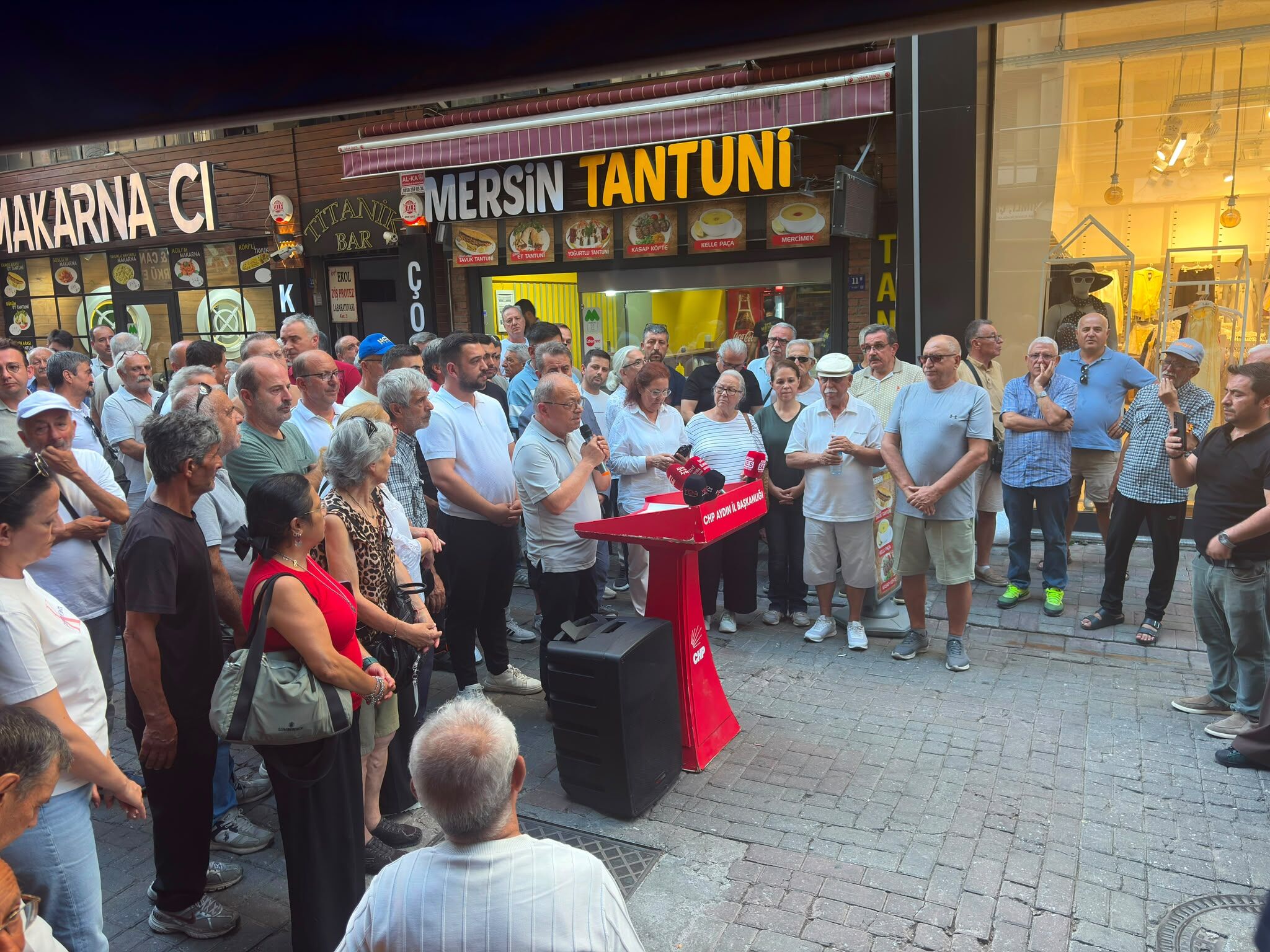 Chp Li Saatcı (1)