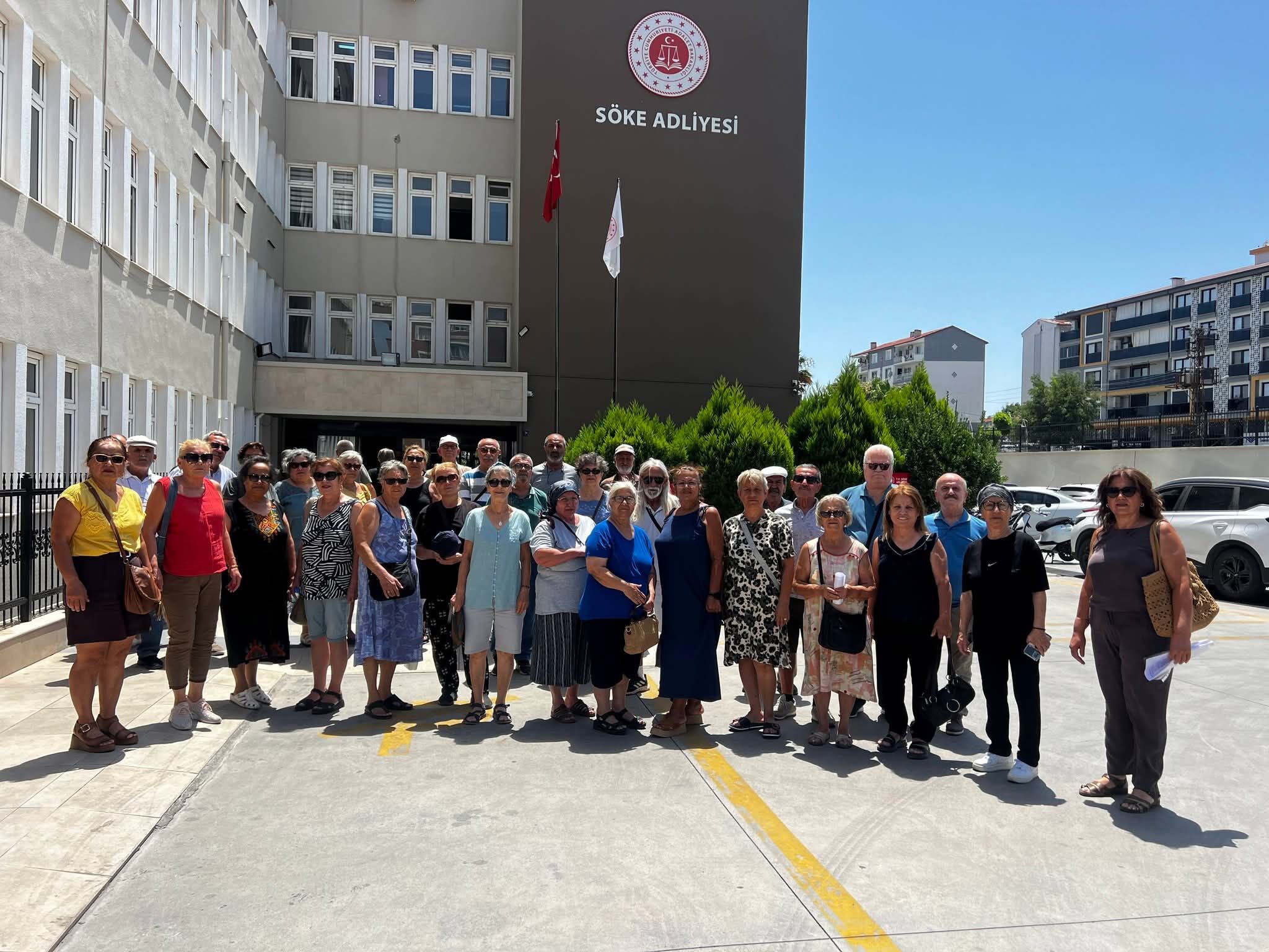 CHP Söke’de toplu istifa! “Yeni bir başlangıcın imzası”