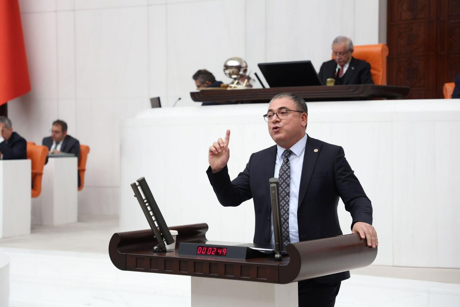 CHP’li Karakoz Aydınlı üreticinin sorunlarını Ankara’ya taşıdı