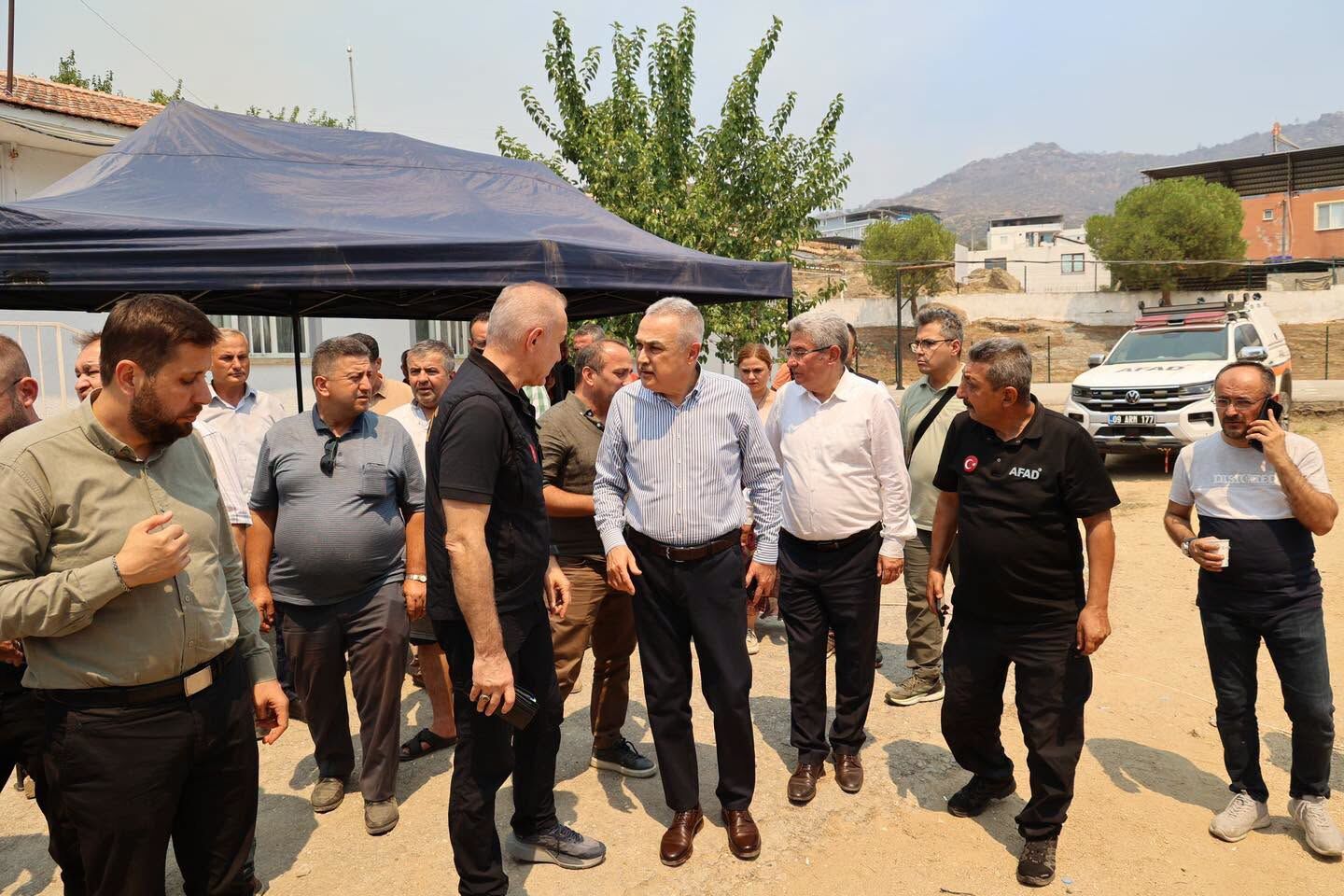 Çine Yangınında Seferberlik Ak Partili Savaş Bölgedeki Çalışmaları Takip Etti (4)