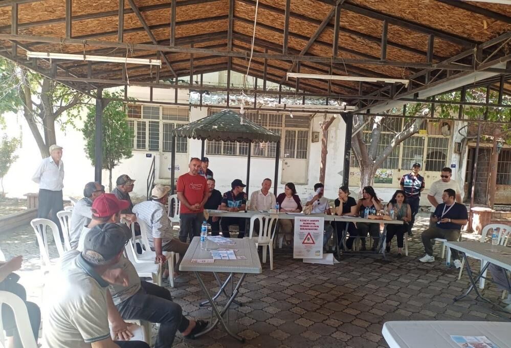 Didim’de Üreticilere Yönelik Kapsamlı Toplantı Birçok Konuda Farkındalık Kazandılar (3)