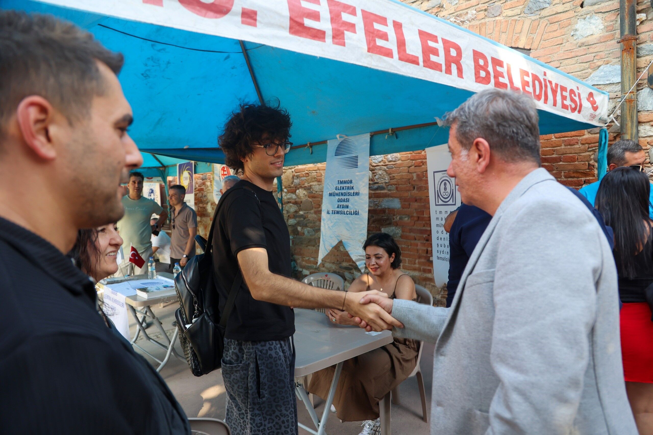 Efeler’de ‘Kariyer Günleri’ Başladı Gençler Meslekleri Uzmanlarından Dinliyor (5)