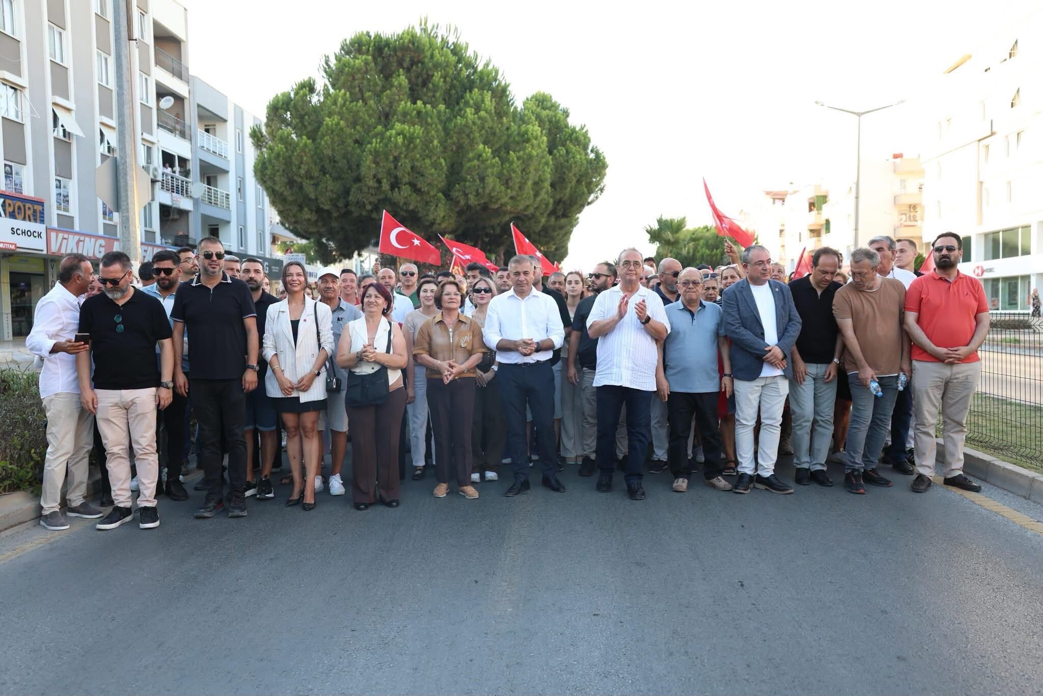 Görevden Alınan Chp Didim’de Tepki Mitingi “Örgütün Önünde Duramayacaksınız” (3)