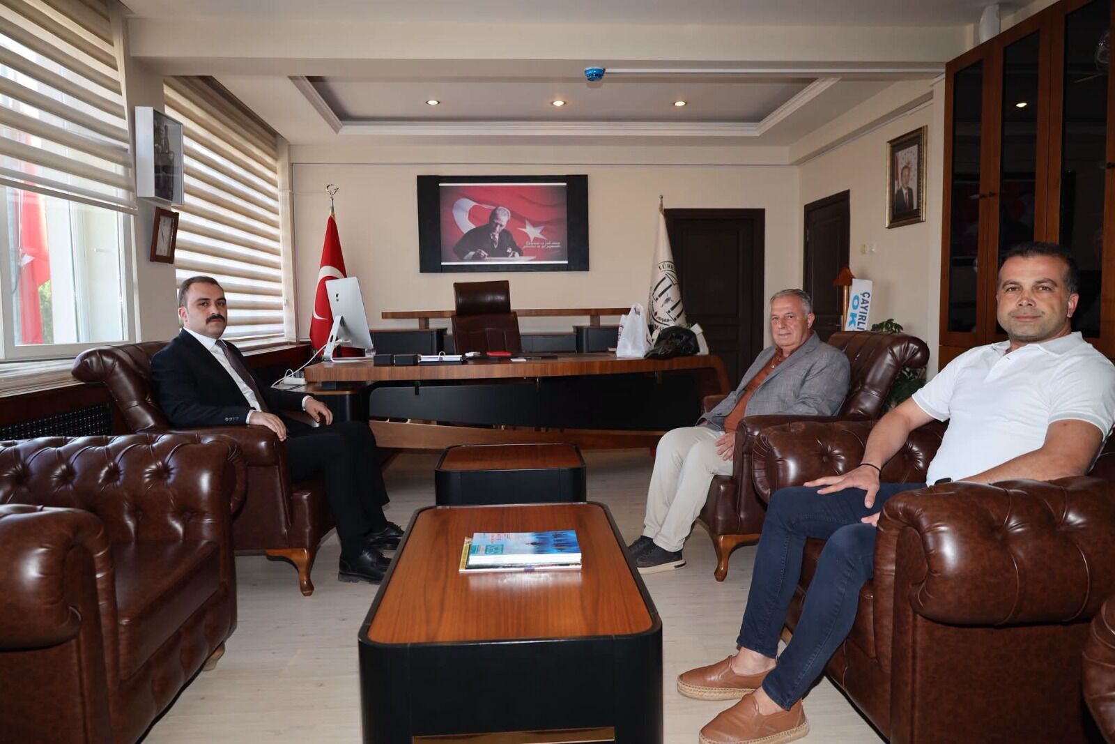 Karacasu Kaymakamlığı’nda görev değişimi İsmail Battal mesaiye başladı