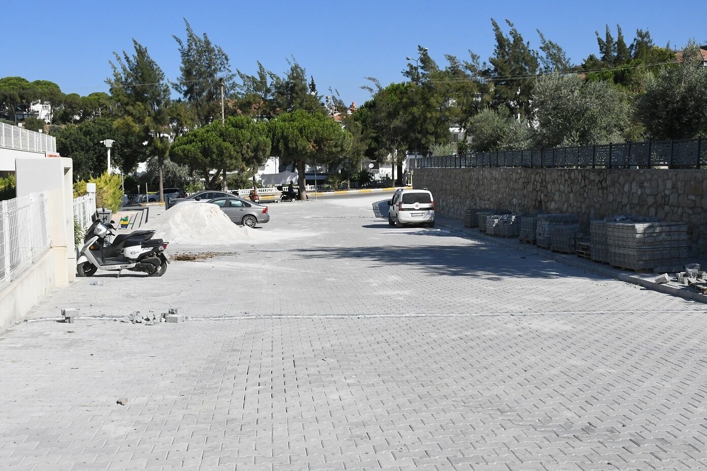 Kusadasi Belediyesinden Alt Ve Ustyapi Atagi 678529 1Ba44B