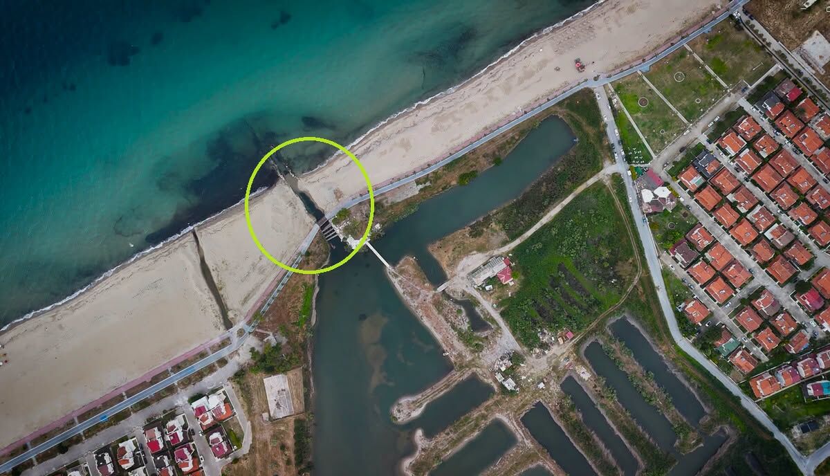 Kuşadası Kocagöl’ün geldiği son hal sinekleri arttırdı: Kanal kapanınca ağır koku yeniden yayıldı