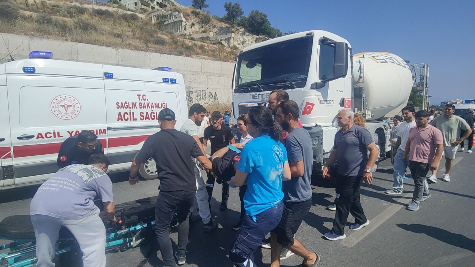 Kuşadası’nda korkunç ölüm! Mikserin altında metrelerce sürüklendi