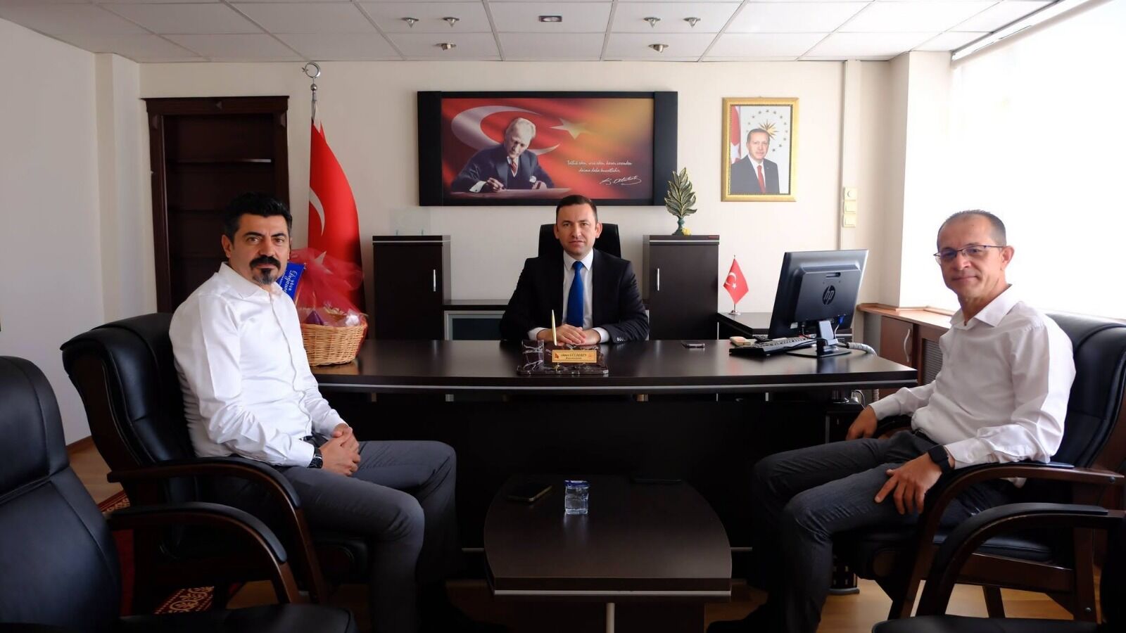Kuyucak Kaymakamı Gülderen göreve başladı İlk ziyaretçisi Başkan Doğanca oldu